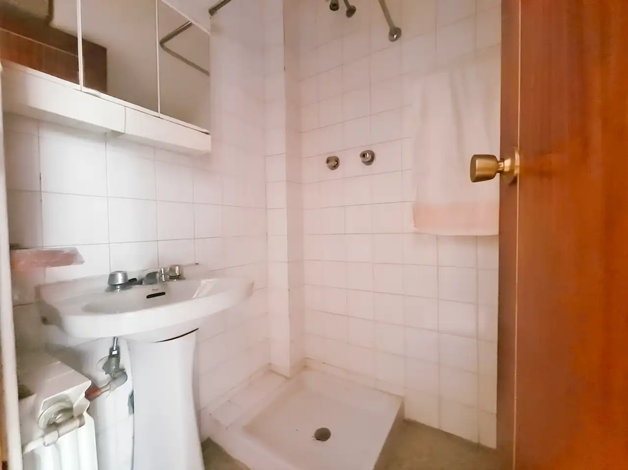 Baño de Casa adosada en venta en La Adrada  con Balcón