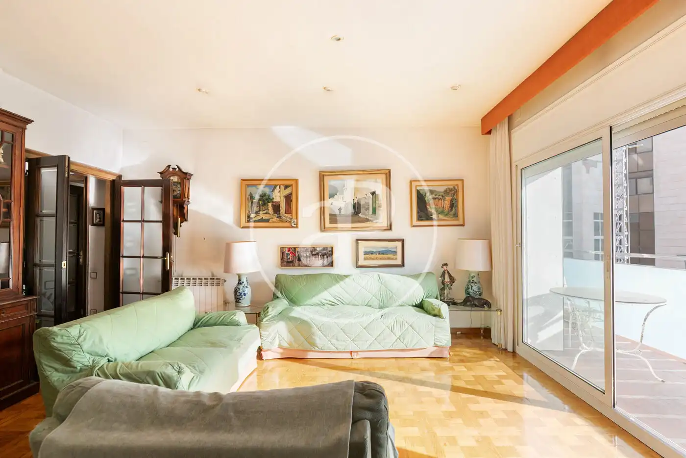 Sala de estar de Piso en venta en Barcelona con Aire acondicionado, Calefacción y Terraza