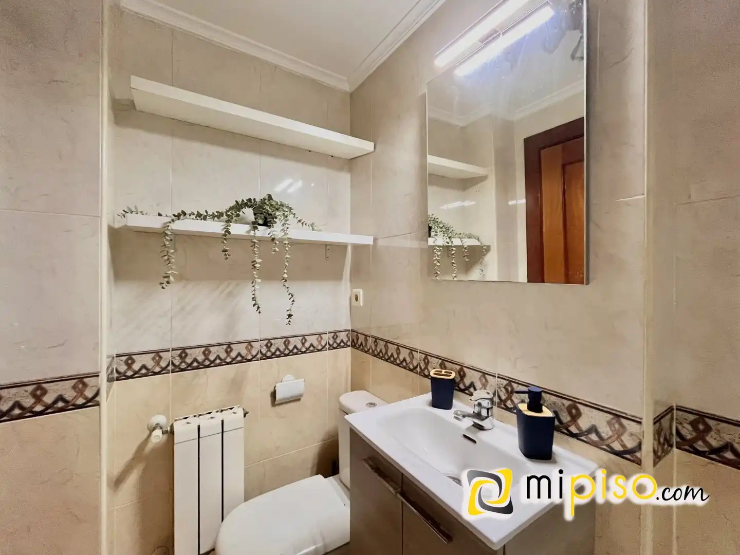 Baño de Piso en venta en Santoña con Calefacción