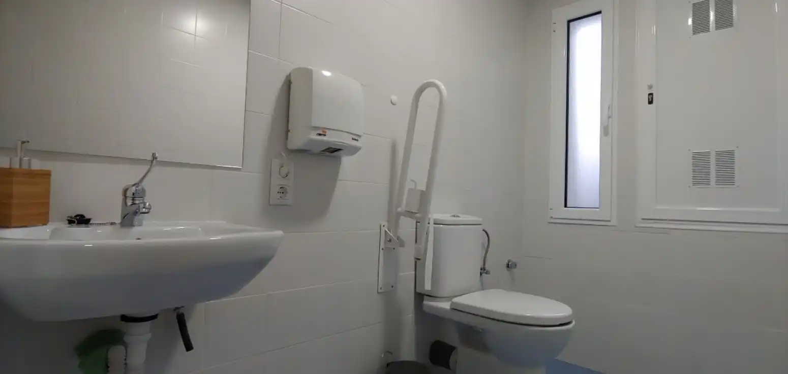 Bany de Oficina de lloguer en Centro - Casco Histórico