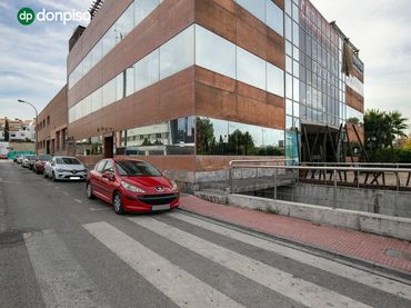 Residencial amb ascensor en venda a Calle Graham Bell