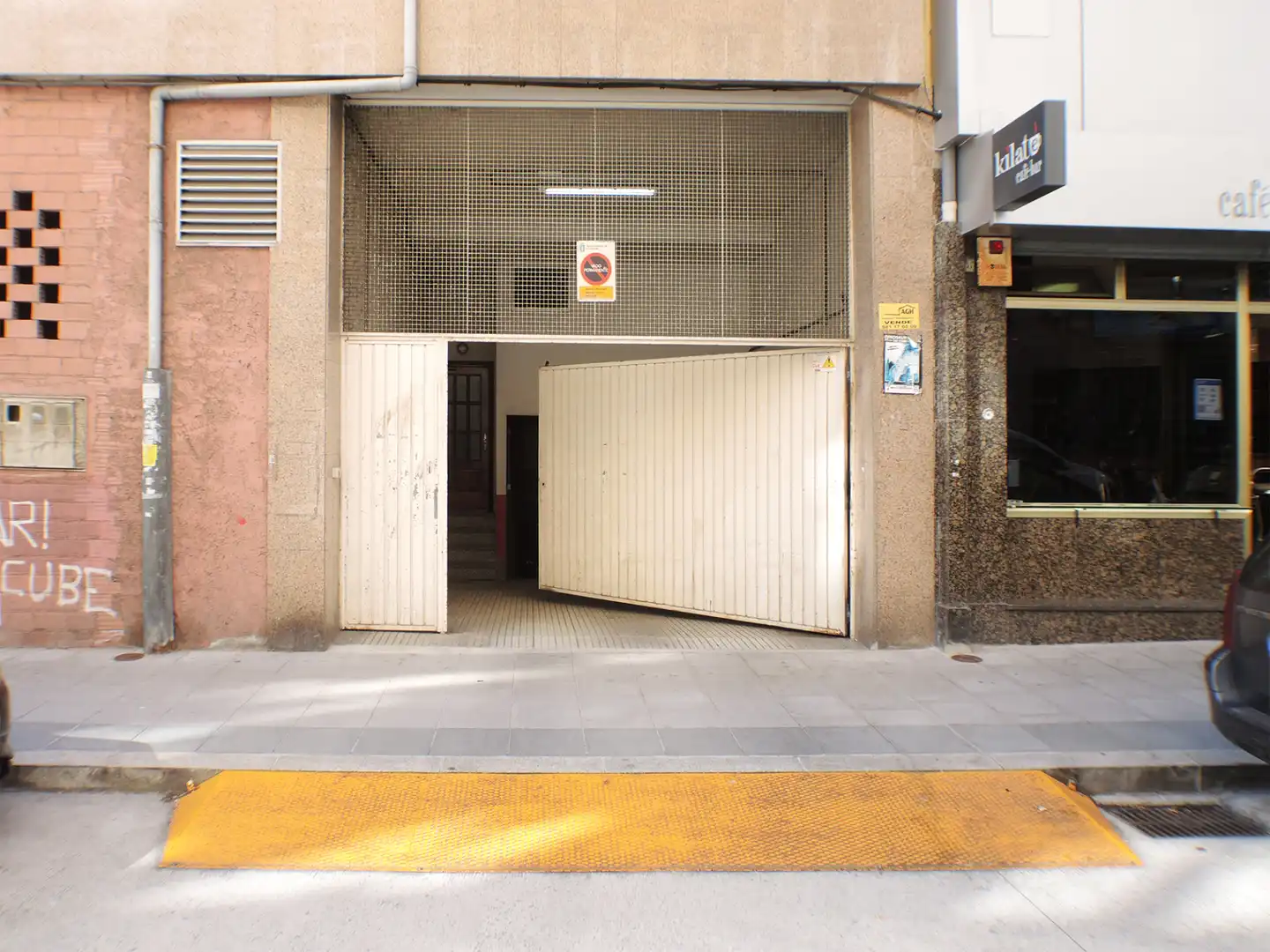 Vista exterior de Garatge en venda en A Coruña Capital 