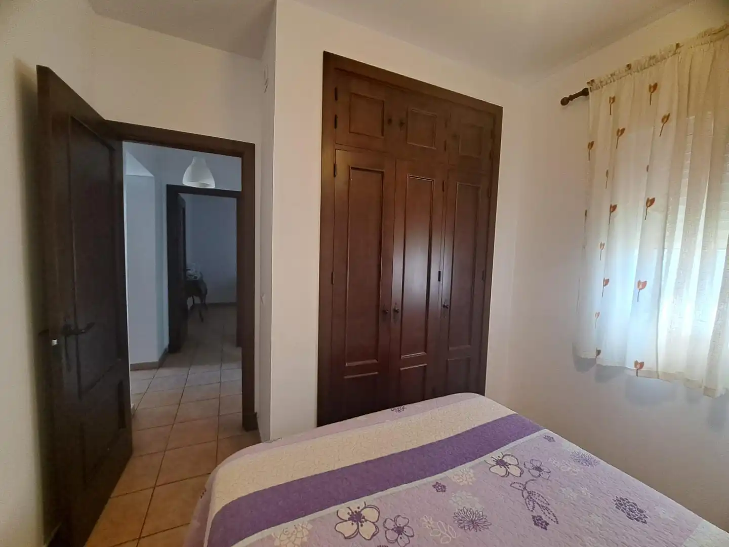Habitación de Casa o chalet en venta en Chiclana de la Frontera con Aire acondicionado, Jardín privado y Trastero
