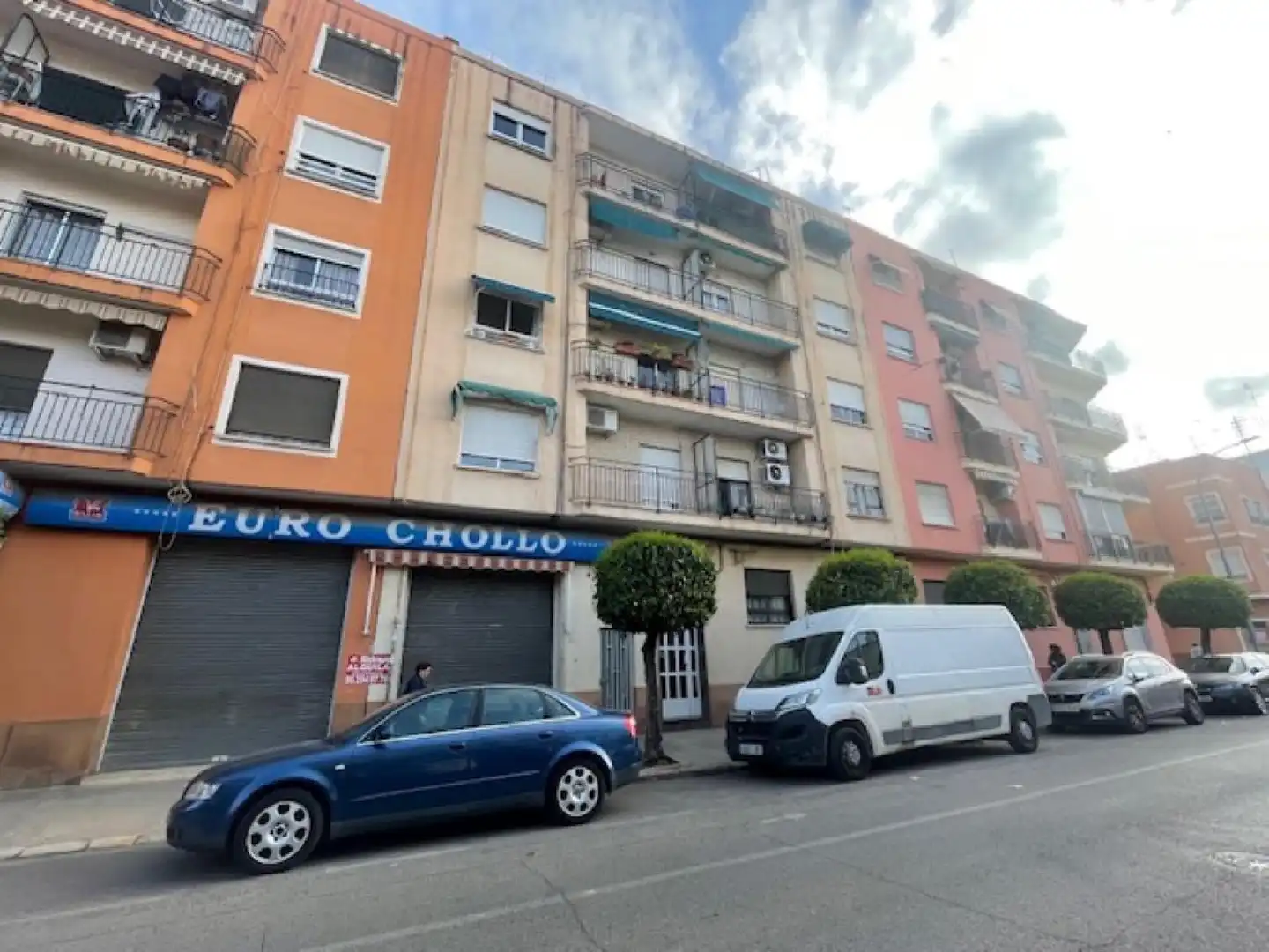 Außenansicht von Wohnung zum Verkauf in Carcaixent
