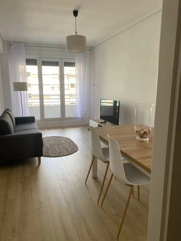 Piso en Alquiler en Amara