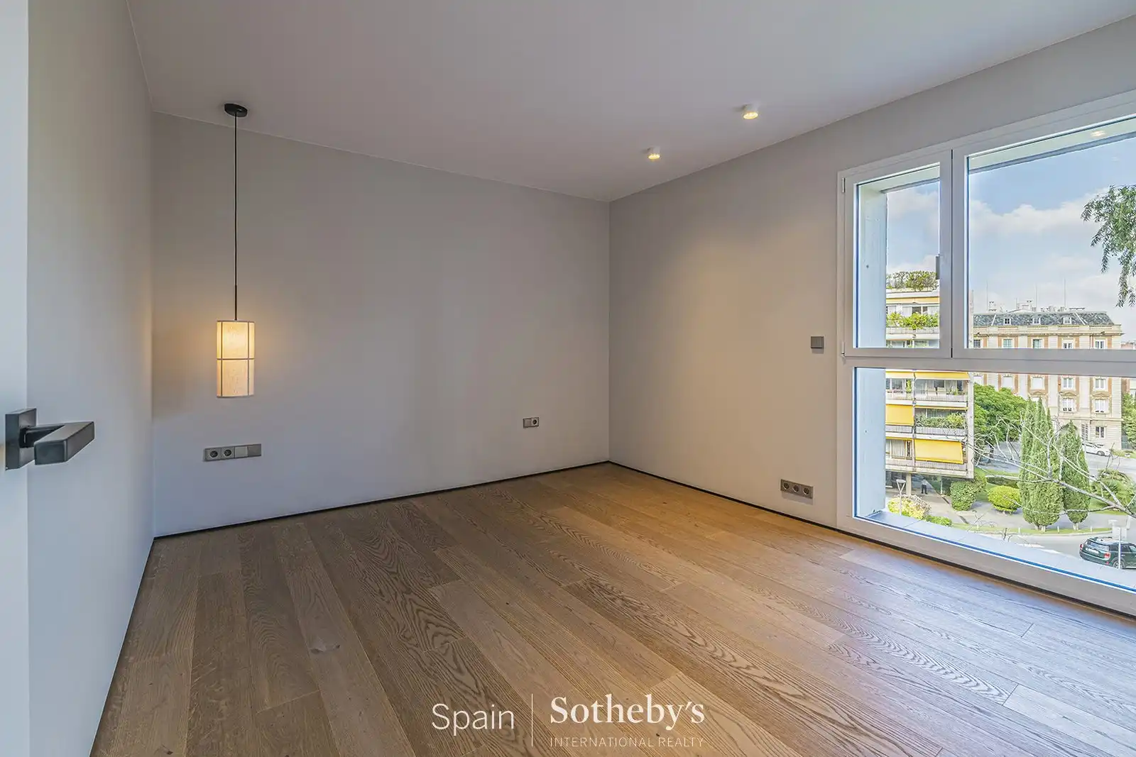 Apartamento con piscina en venta en Les Corts, imagen 28