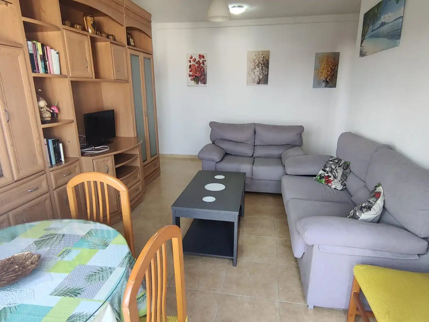 Living room of Flat for rent in El Vellón  with Heating, Terrace and Storage room