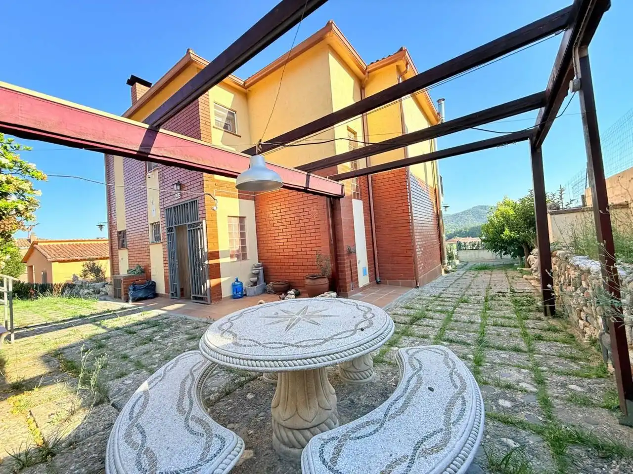 Terrassa de Casa o xalet en venda en Riells i Viabrea amb Aire condicionat, Calefacció i Jardí privat