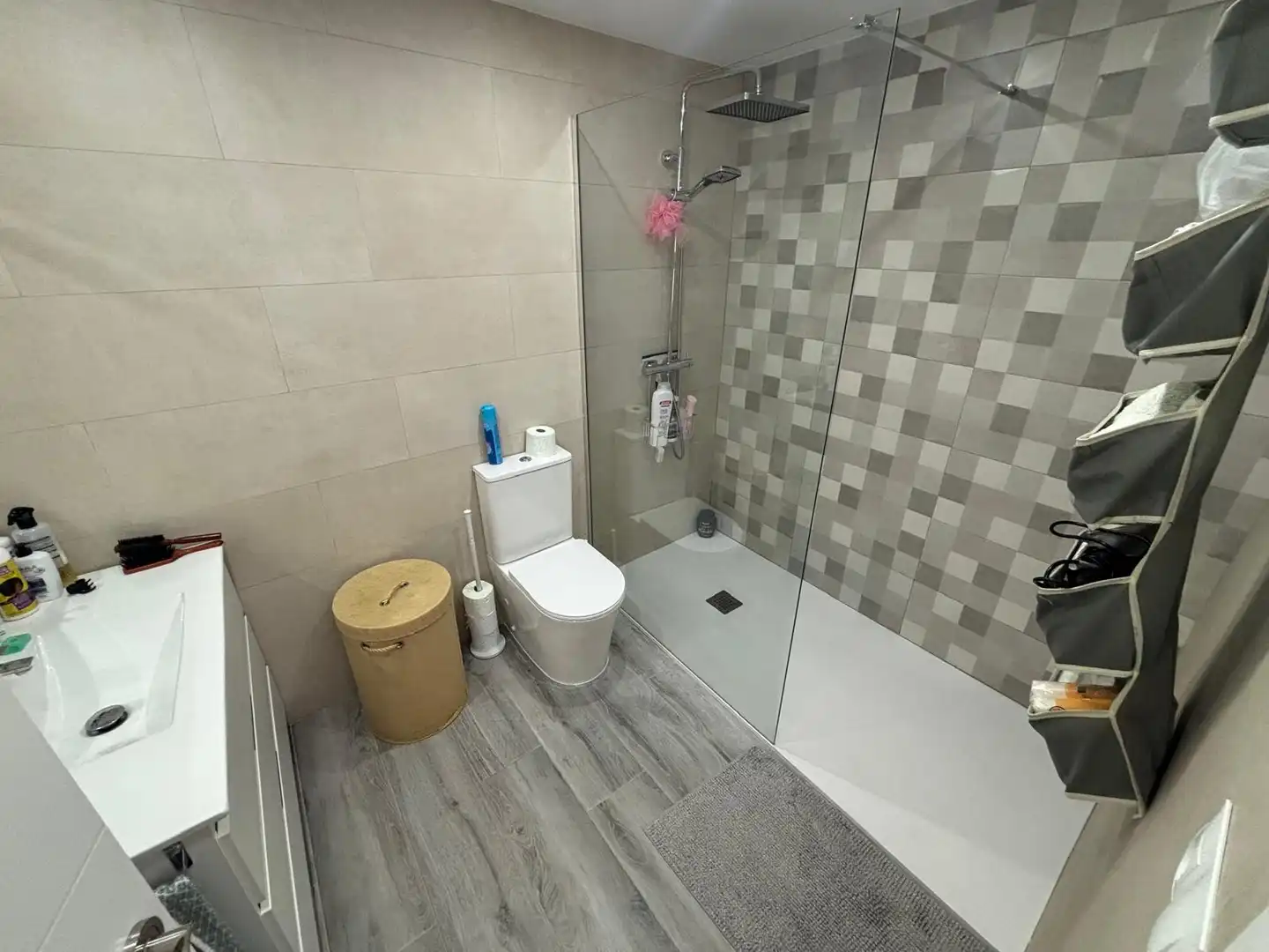 Bany de Casa o xalet en venda en Alameda amb Terrassa