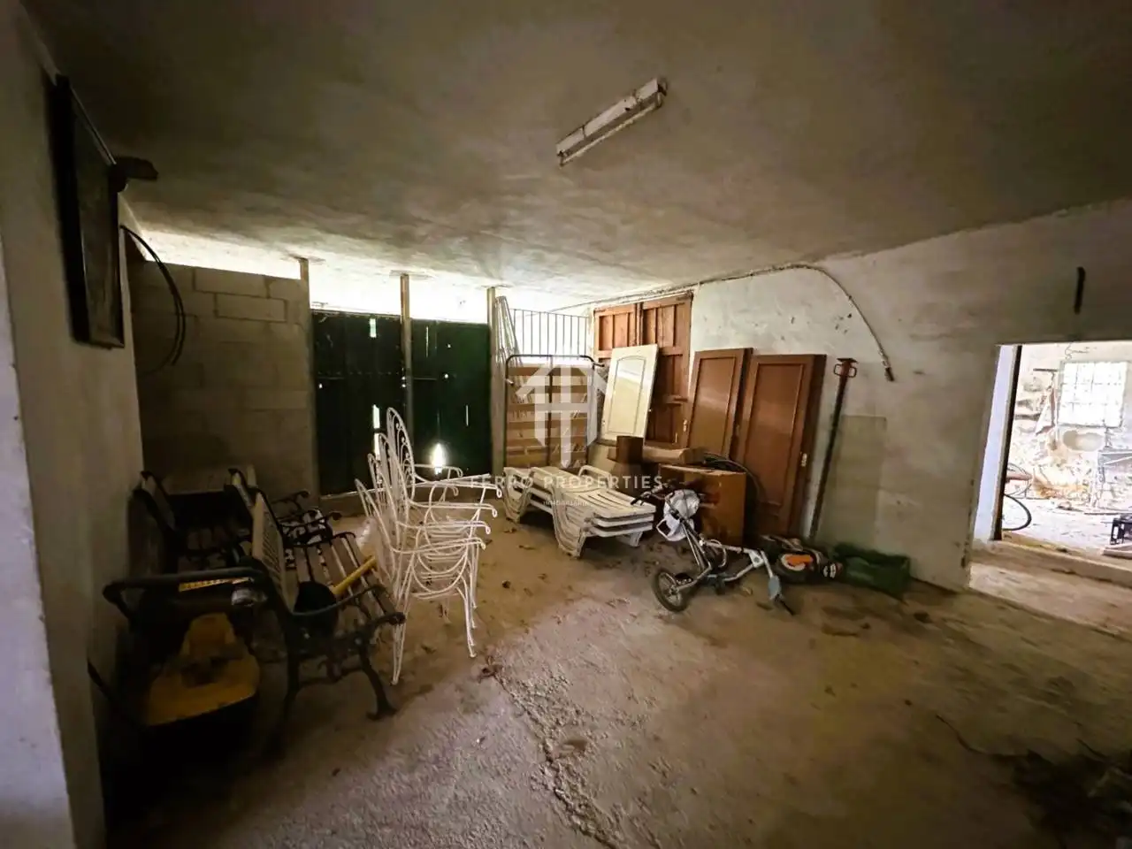 Casa o xalet en venda en Algarinejo amb Jardí privat, Terrassa i Moblat