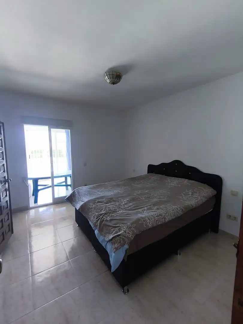 Schlafzimmer von Haus oder Chalet zum Verkauf in L'Alfàs del Pi mit Klimaanlage, Privatgarten und Terrasse