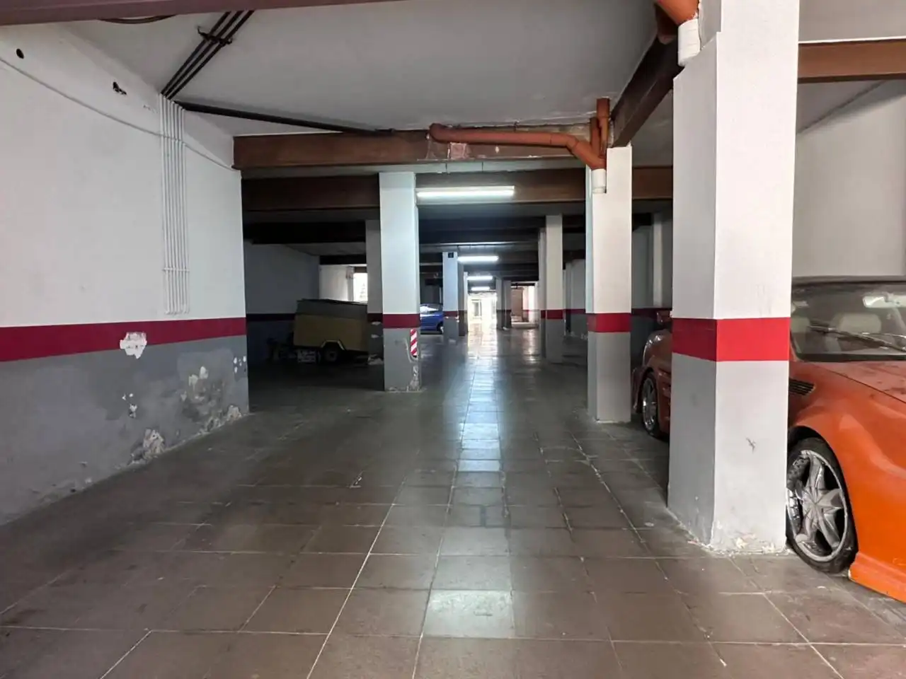 Aparcament de Garatge en venda en La Llagosta