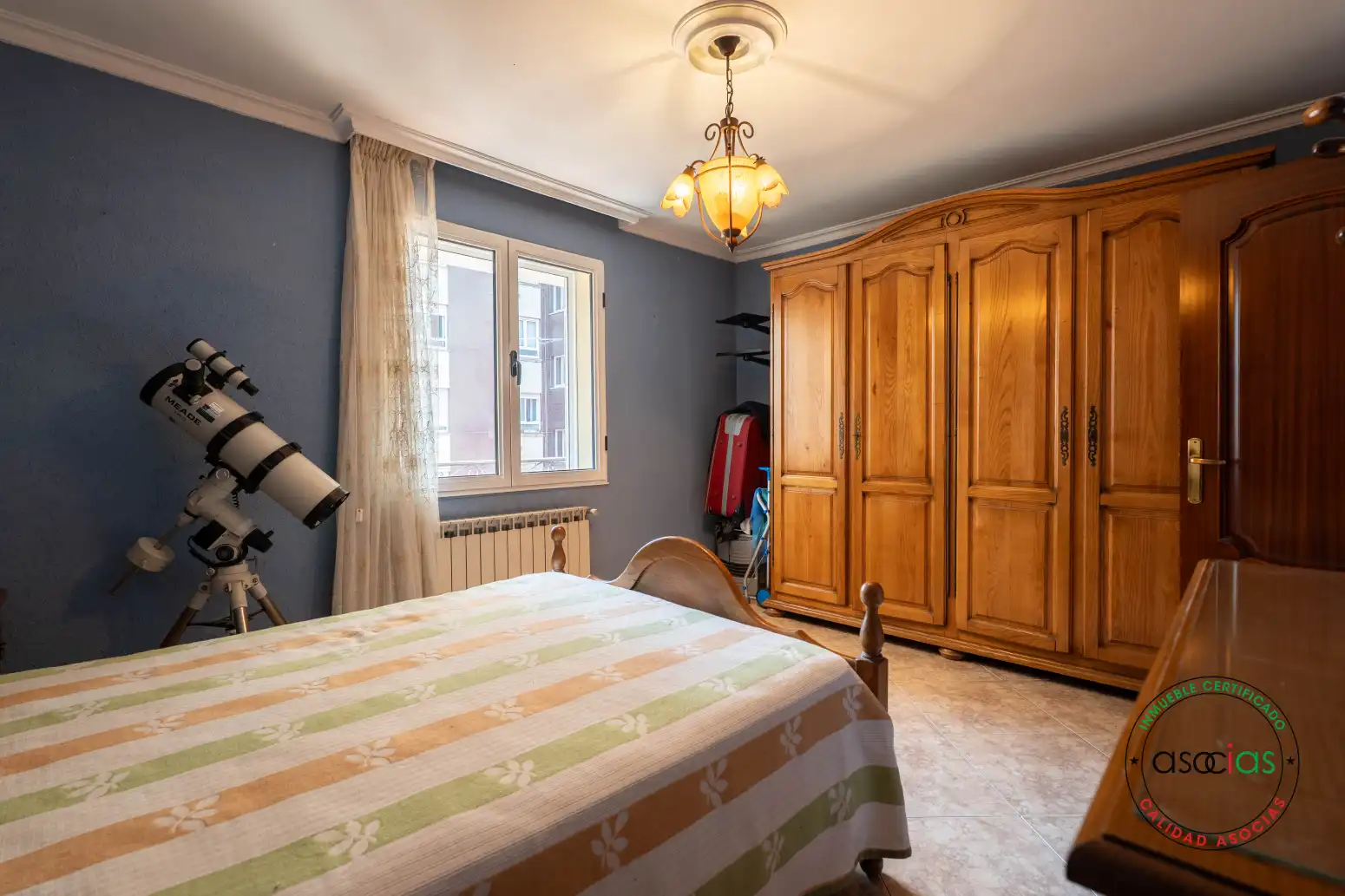 Schlafzimmer von Dachboden zum Verkauf in Gijón  mit Heizung, Parkett und Terrasse