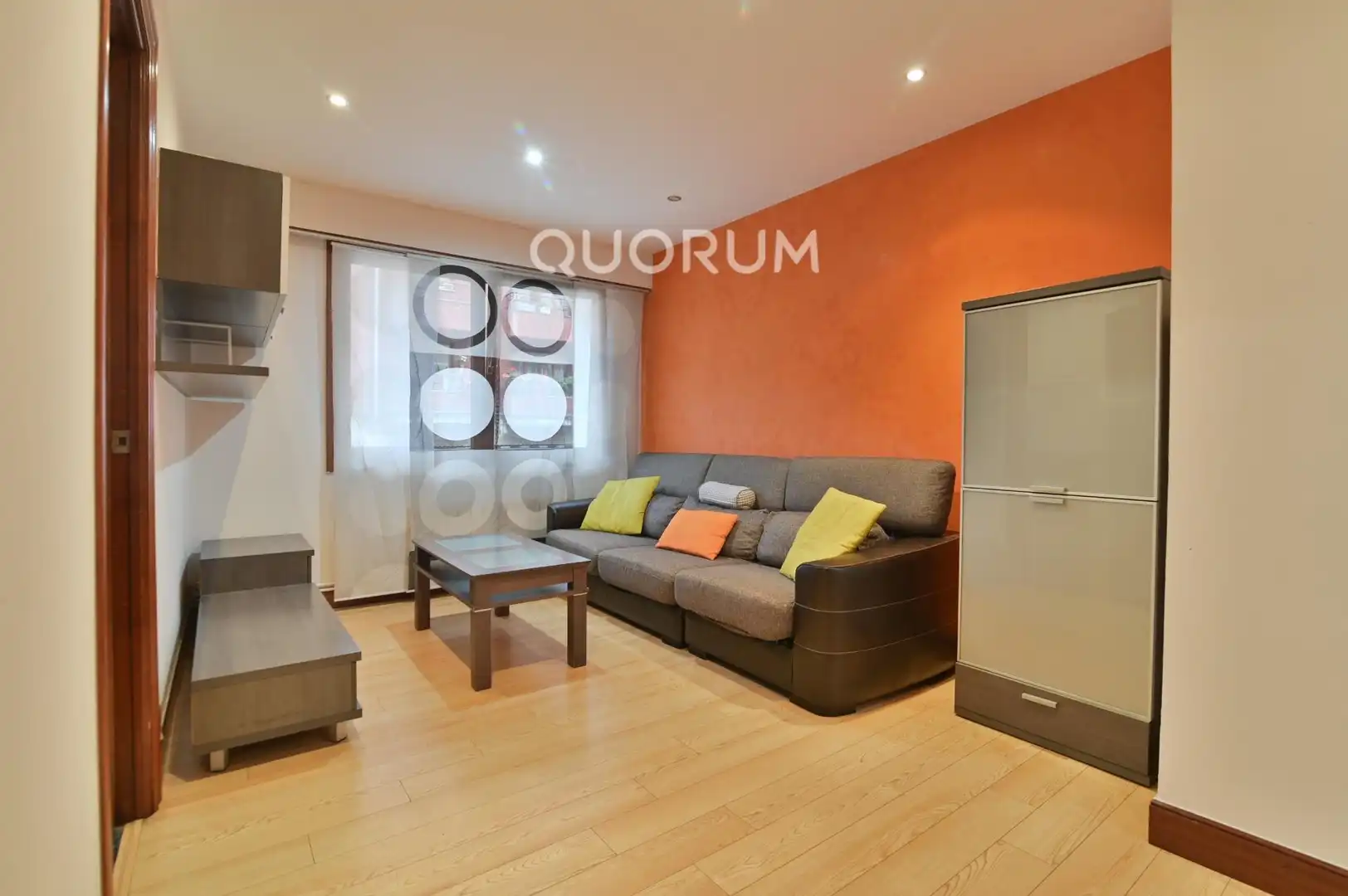 Sala de estar de Piso en venta en Bilbao  con Calefacción y Amueblado