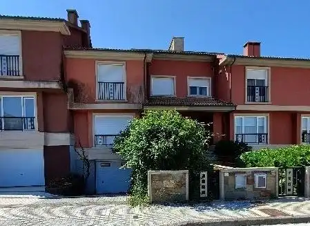Vista exterior de Casa adosada en venda en Sanxenxo amb Terrassa i Traster
