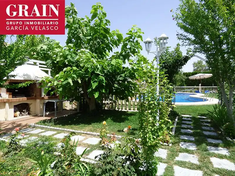 Jardín de Casa o chalet en venta en Albacete con Aire acondicionado, Calefacción y Jardín privado