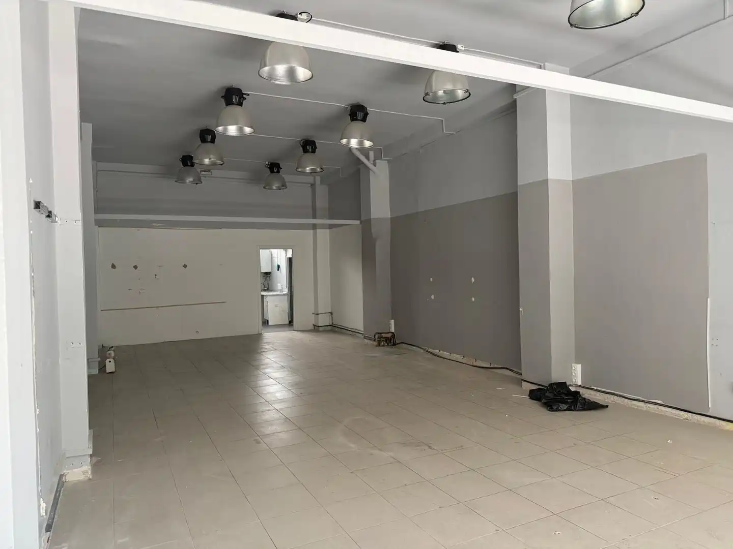 Local comercial en venta en EMBAJADORES, imagen 3
