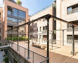 Exterior view of Flat for sale in  Barcelona Capital  with Air Conditioner, Terrace and Balcony