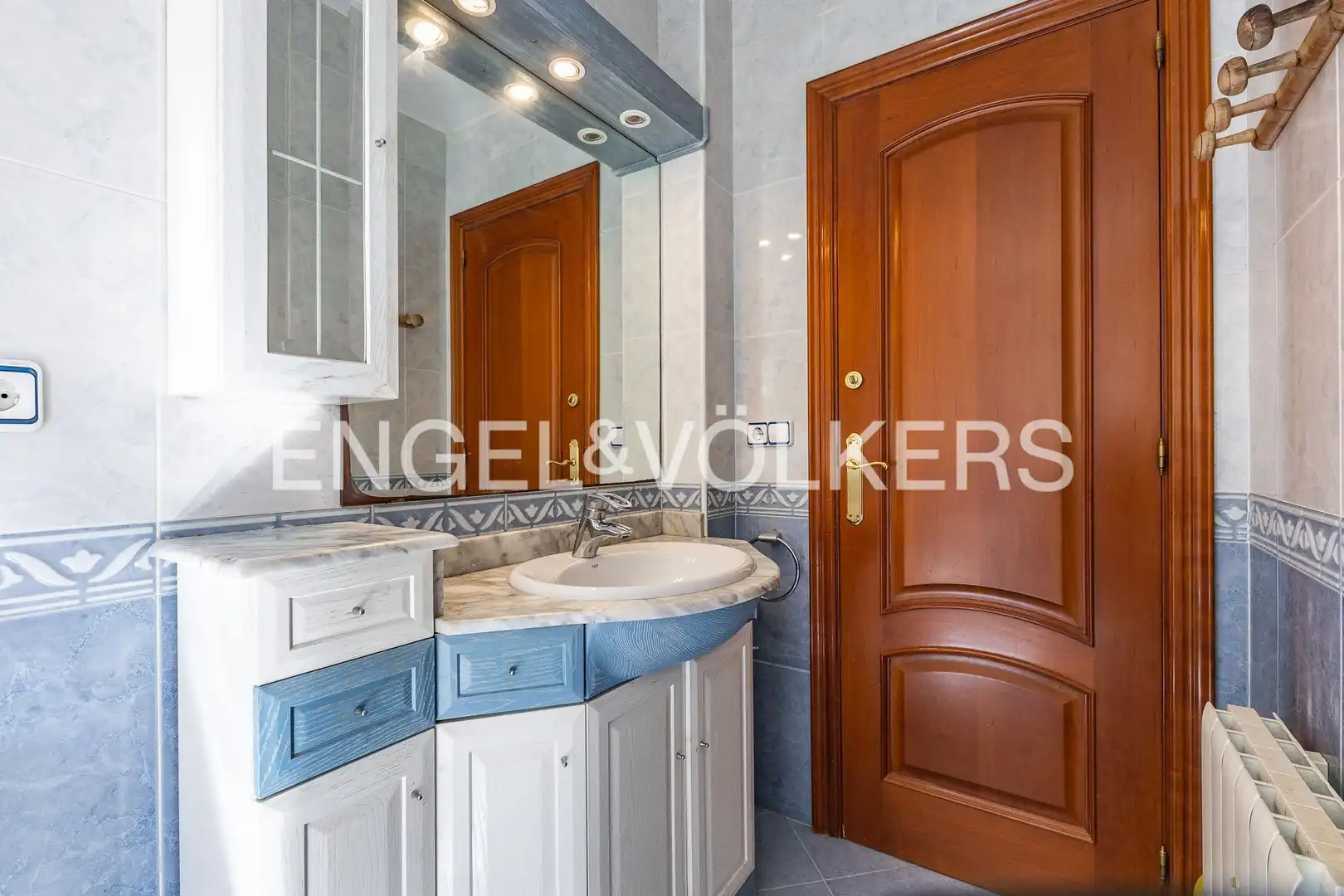 Bathroom of Detached homes for sale in Sabadell  with Air Conditioner, Heating and Terrace