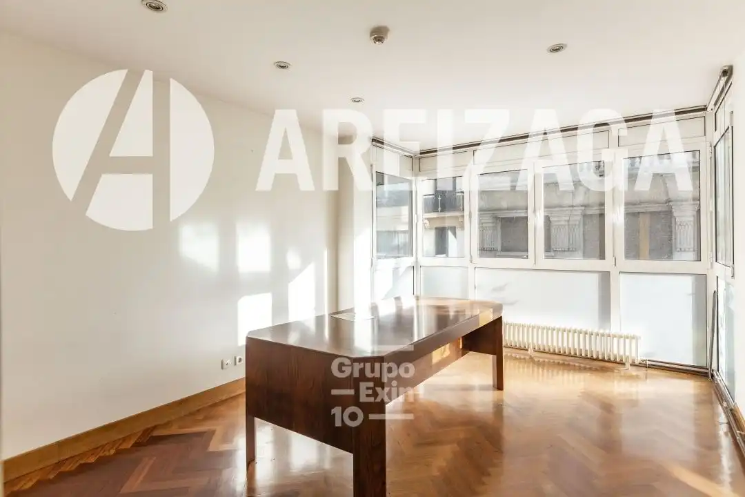 Büro zum Verkauf in Donostia - San Sebastián  mit Klimaanlage, Heizung und Abstellraum