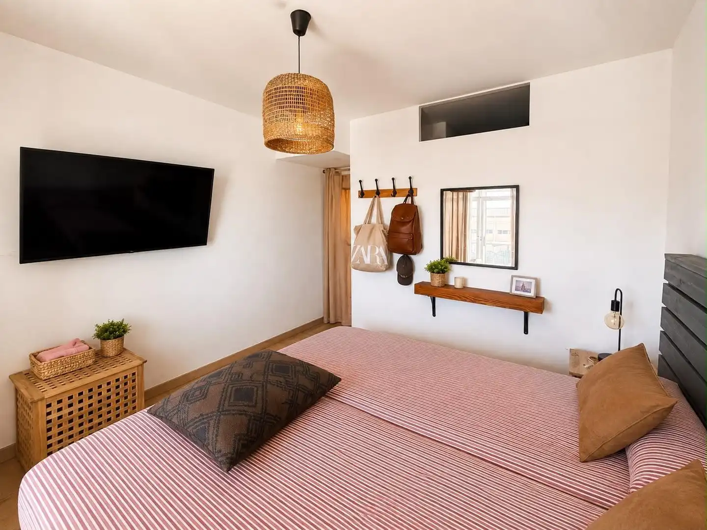Habitación de Piso en venta en Alicante / Alacant con Aire acondicionado, Calefacción y Terraza