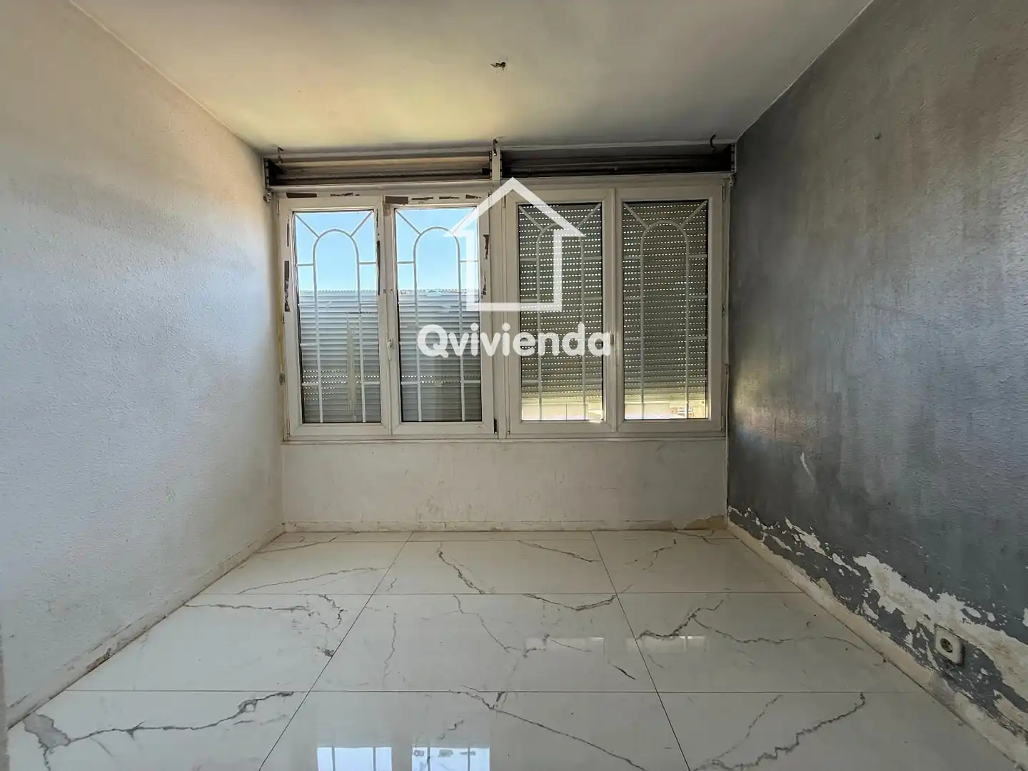 Casa adosada en venta en Palau-solità i Plegamans con Piscina