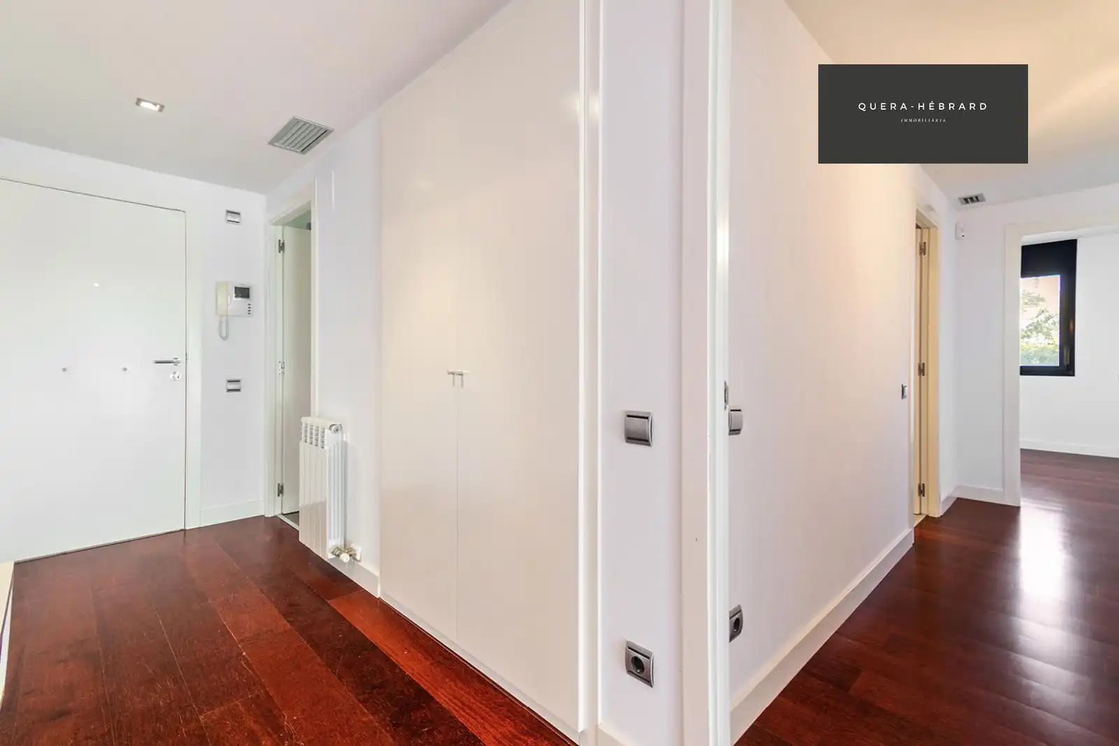 Flat for sale in Camí dels Capellans, Ametllers - Poble-Sec