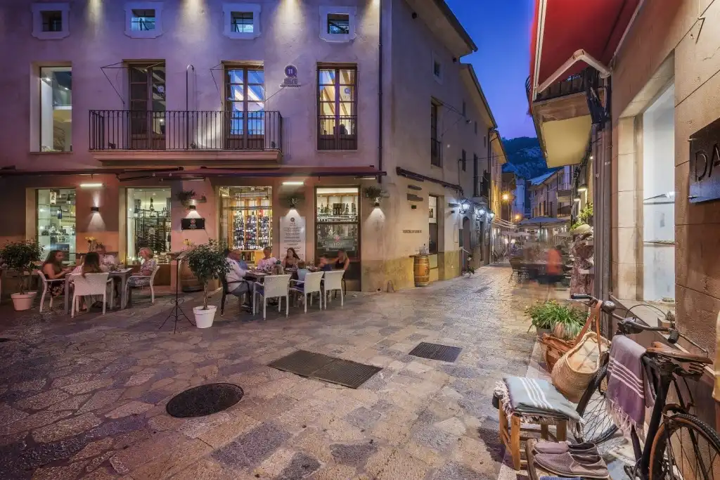 Terraza de Finca rústica en venta en Pollença con Aire acondicionado, Calefacción y Jardín privado