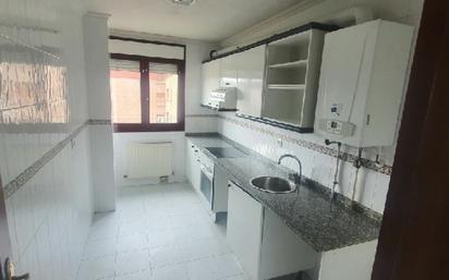 Kitchen of Flat for sale in Oviedo   with Terrace