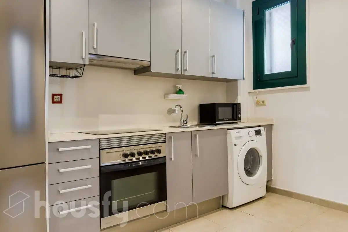 Kitchen of Flat for sale in Barcelona  with Air Conditioner and Furnished