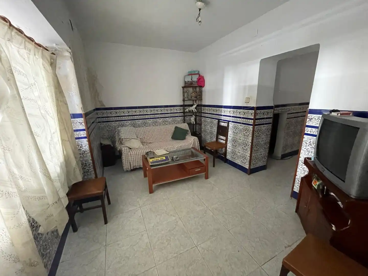 Sala d'estar de Casa adosada en venda en Cáceres amb Terrassa i Traster