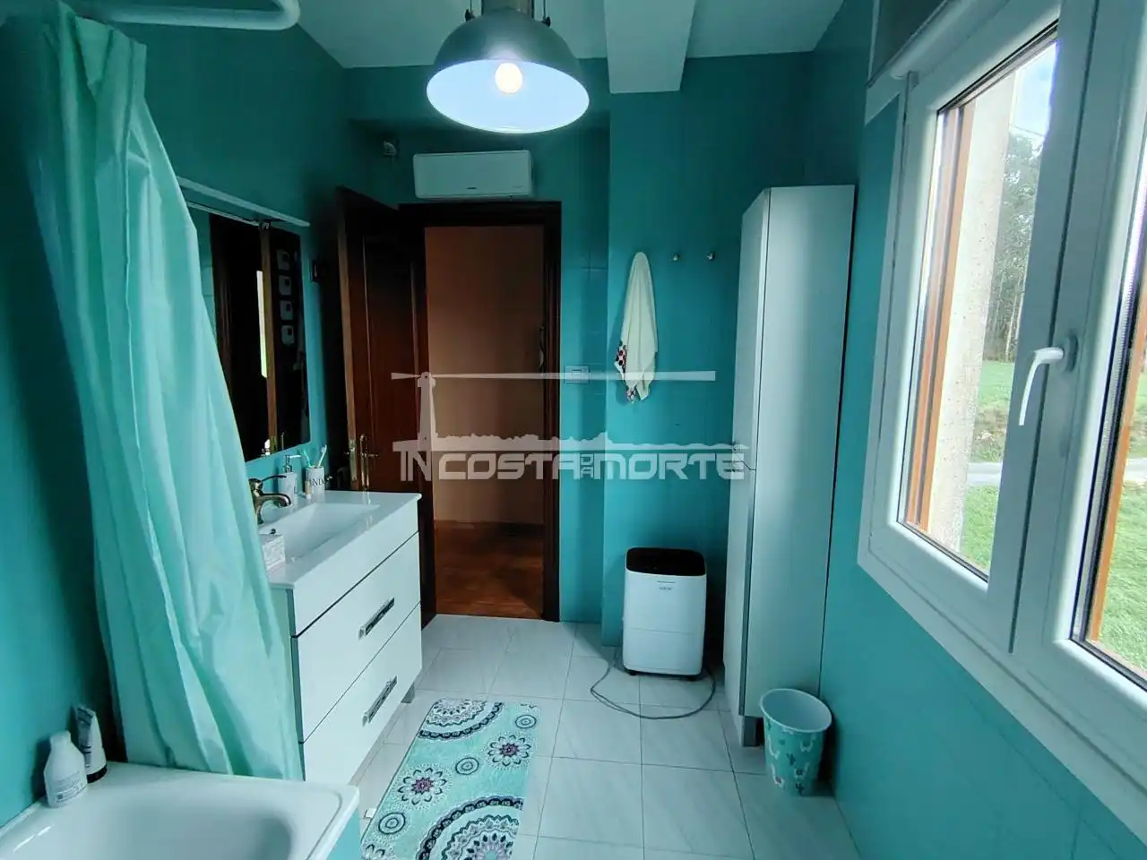Baño de Casa o chalet en venta en Muxía con Calefacción, Jardín privado y Trastero