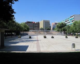 Vista exterior de Residencial en venda en L'Hospitalet de Llobregat