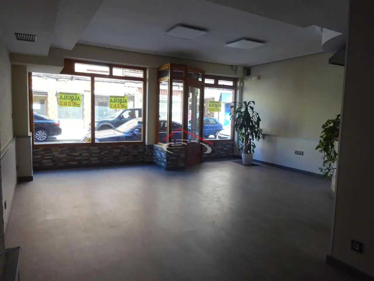 Local comercial en venda a CONDE DE TORENO, imagen 2