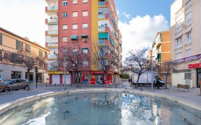 Exterior view of Flat for sale in  Granada Capital  with Terrace and Balcony