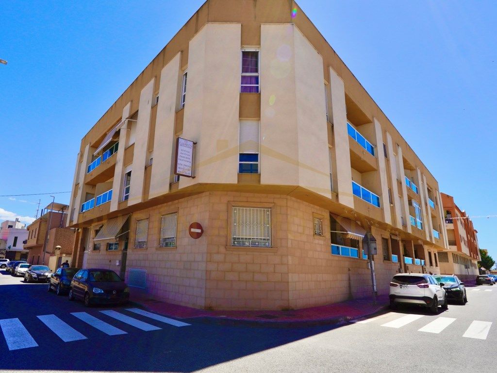 Vista exterior de Pis en venda en San Isidro