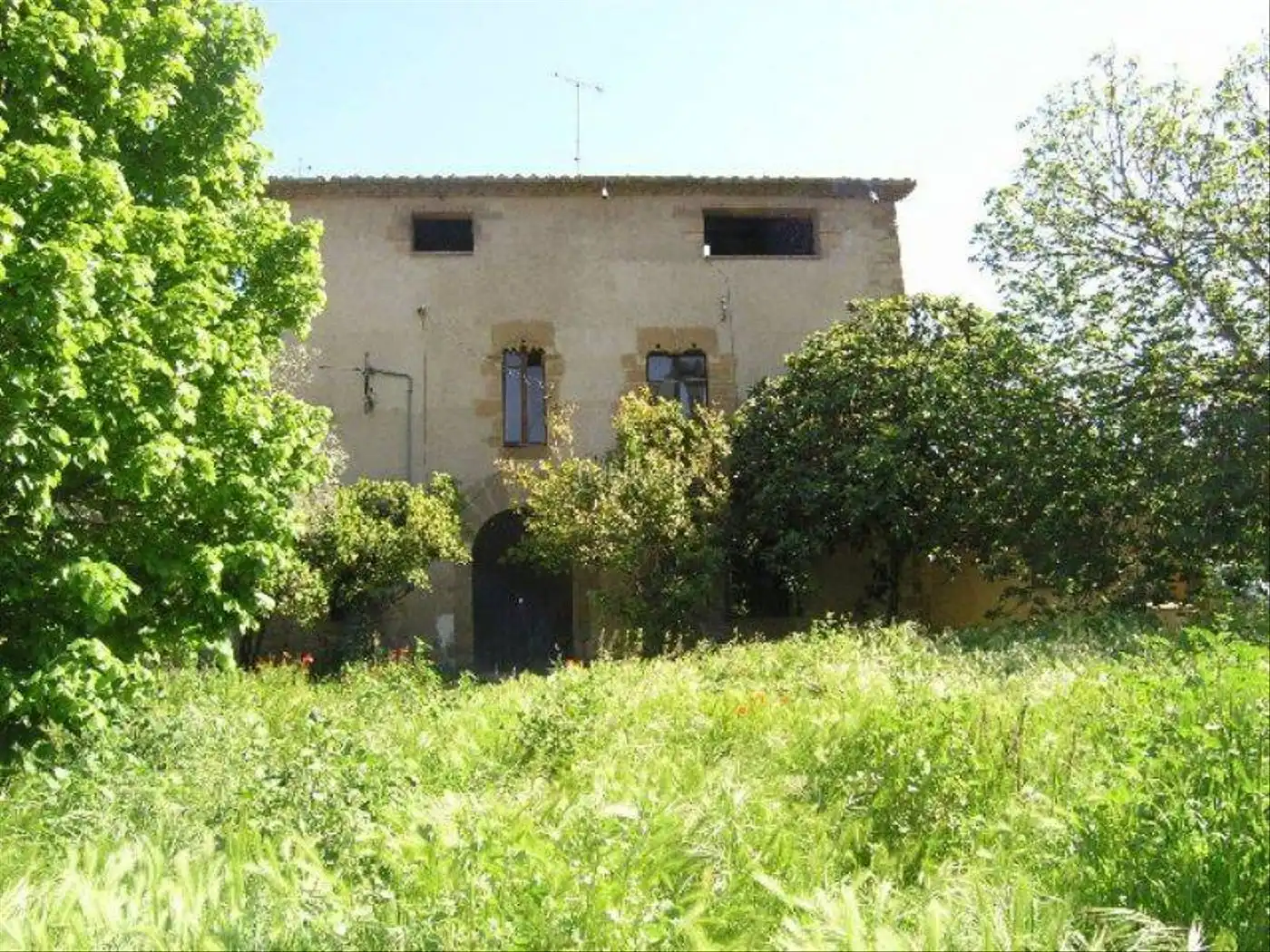 Casa rustica con giardino in vendita a La Bisbal d'Empordà, imagen 2