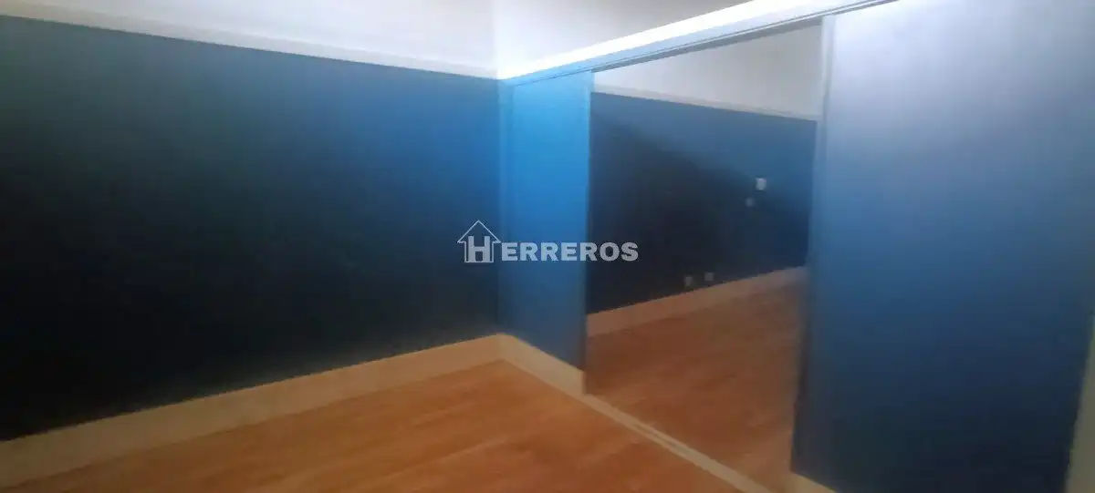 Business premises for sale in vara de rey, imagen 9