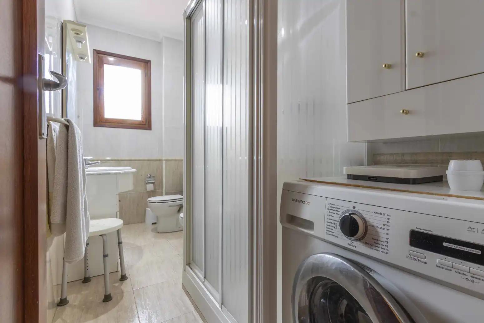 Baño de Piso en venta en Alfara del Patriarca con Terraza y Balcón