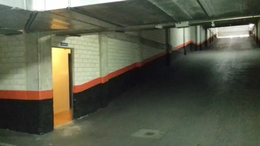Parking de Local en venta en Parla