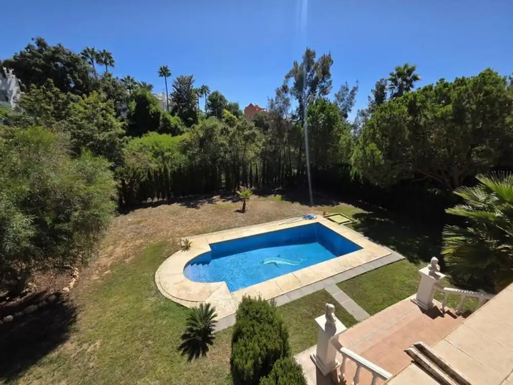 Jardí de Casa o xalet en venda en Marbella amb Aire condicionat, Jardí privat i Terrassa
