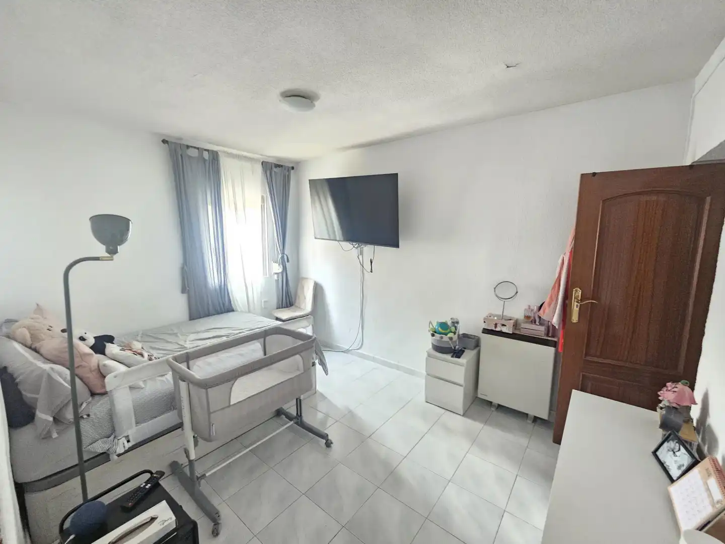 Bedroom of Flat for sale in Ensanche