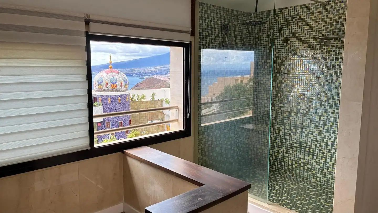 Bathroom of Duplexes for rent in Tabaiba
