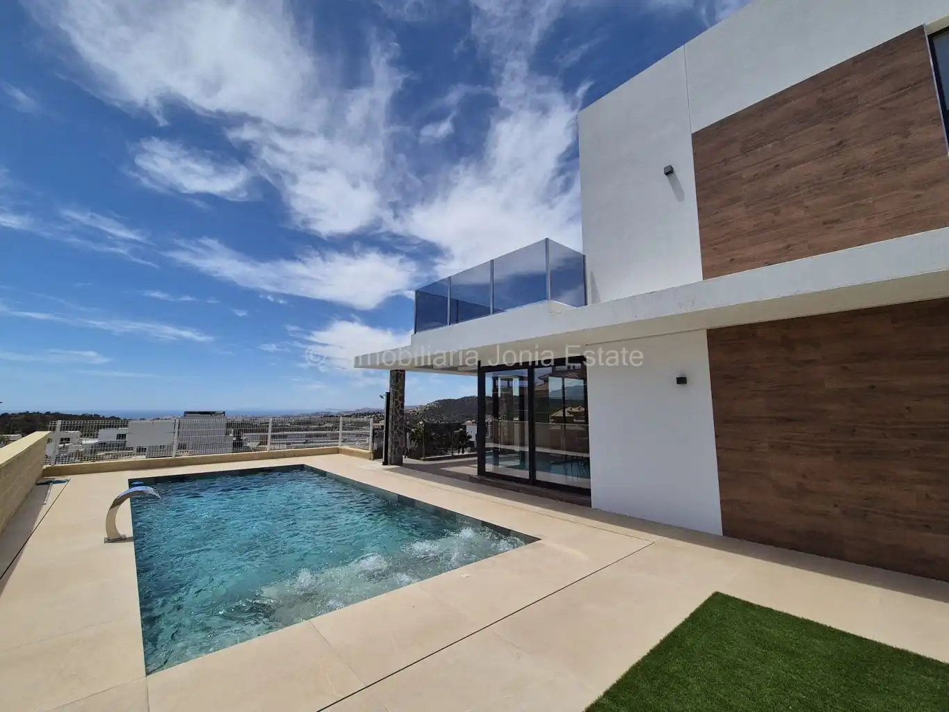 Villa mit Pool zum Verkauf in Golf Bahía, imagen 4