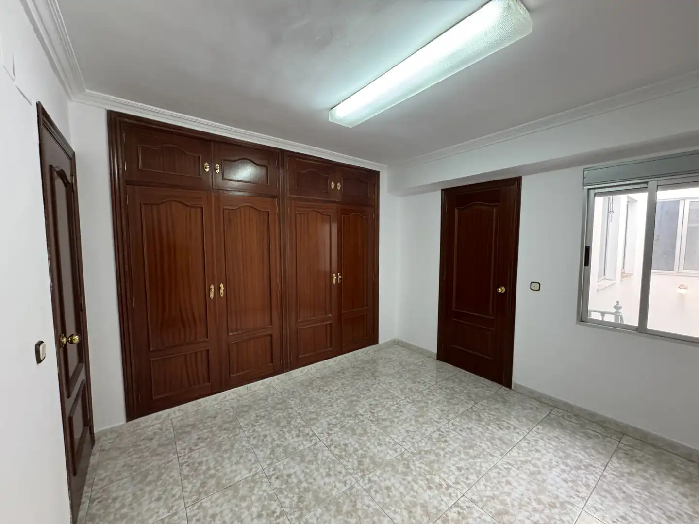Bedroom of Houses for sale in Sevilla