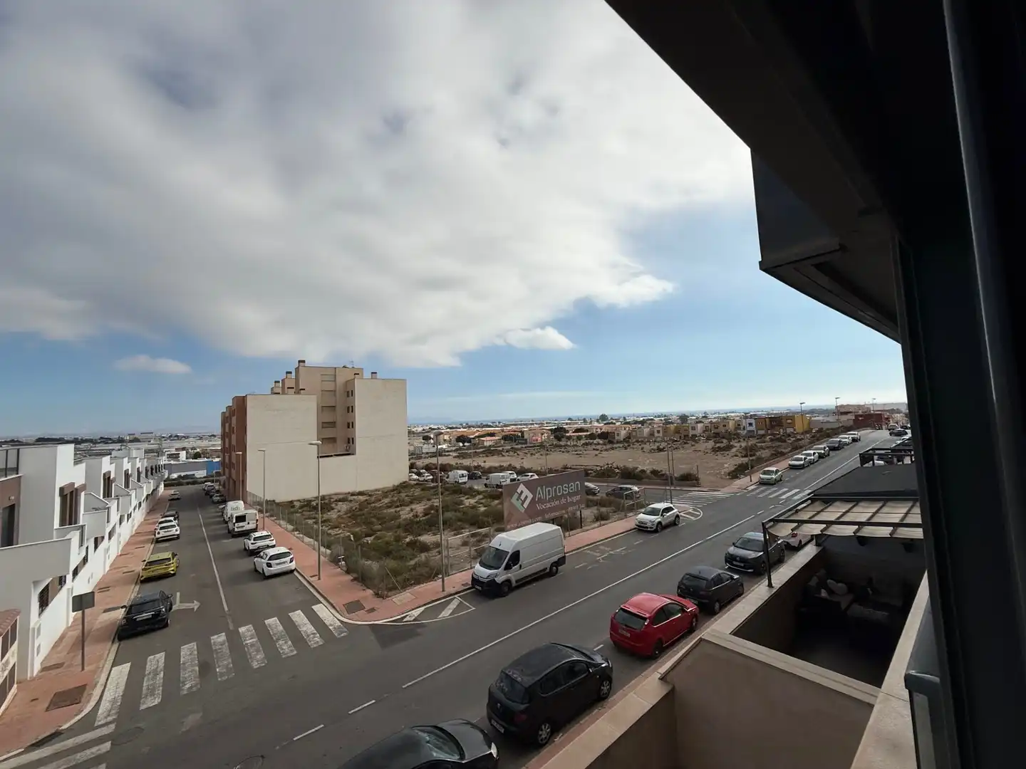 Außenansicht von Wohnung zum Verkauf in Almería mit Terrasse und Schwimmbad