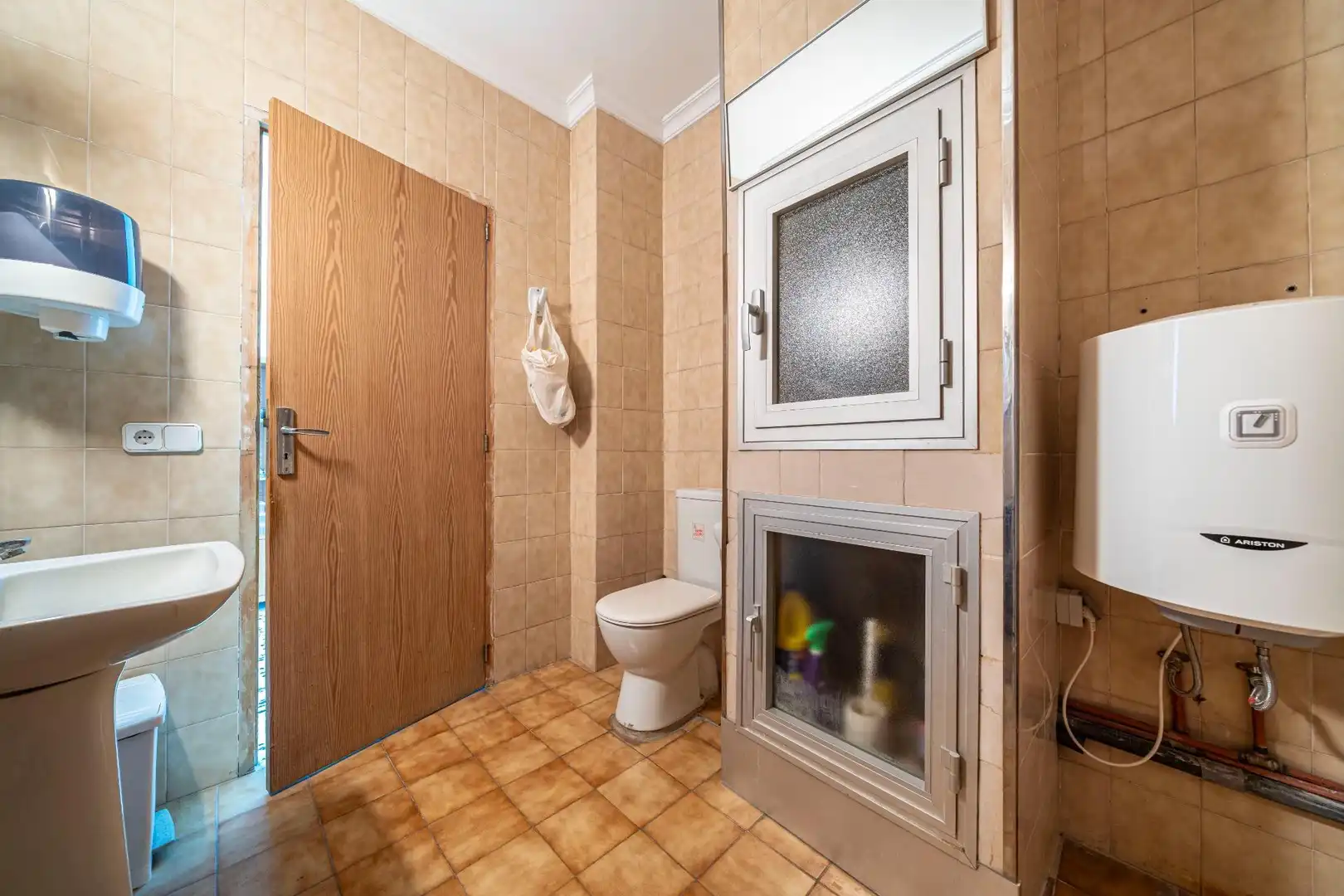 Badezimmer von Geschaftsraum zur Miete in Manacor