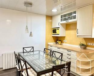 Kitchen of Flat for sale in Girona Capital  with Air Conditioner and Heating