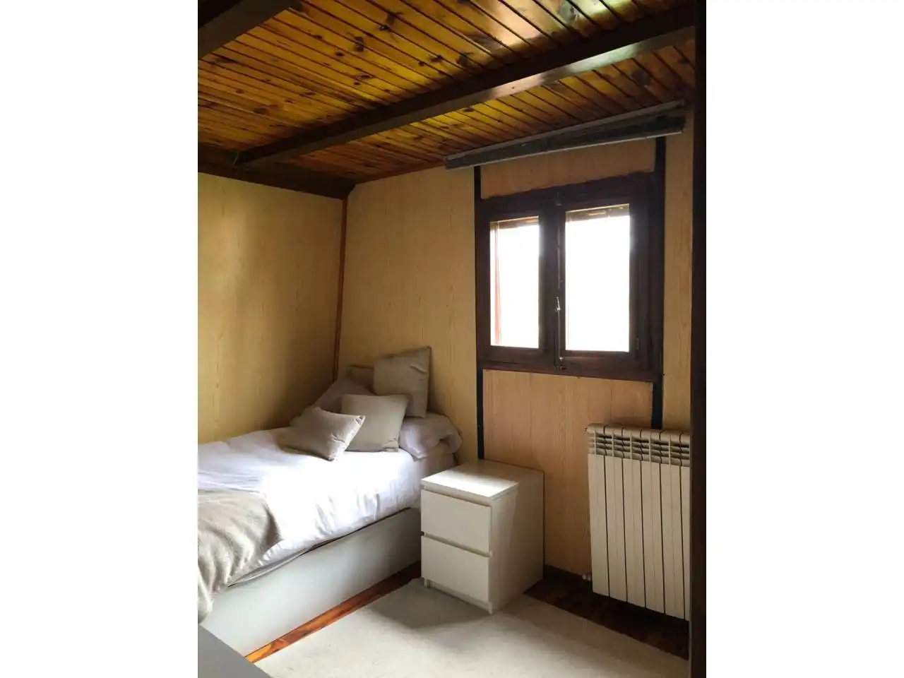Dormitori de Casa o xalet en venda en Medrano amb Aire condicionat, Calefacció i Jardí privat
