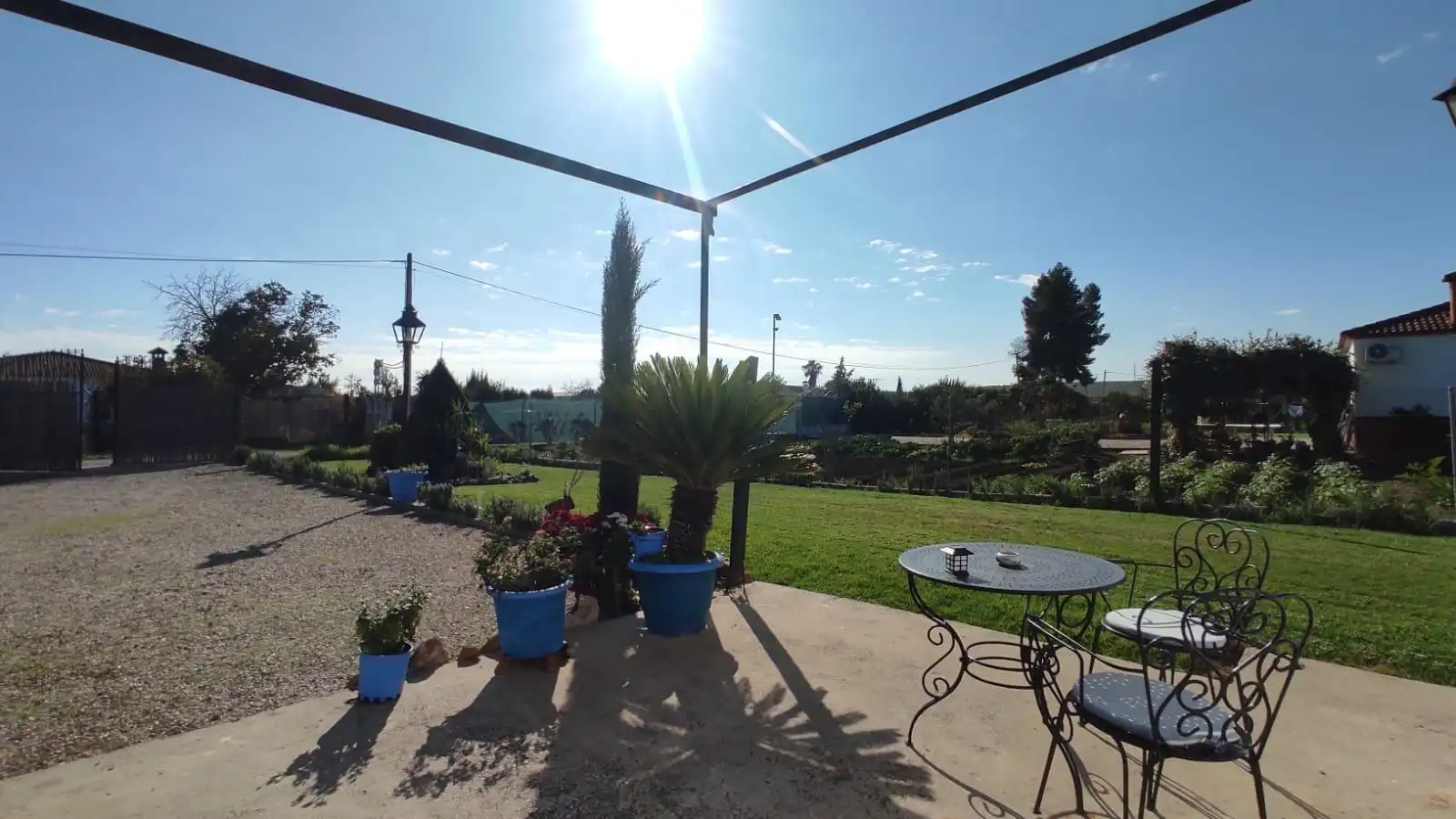 Jardí de Finca rústica en venda en El Carpio amb Traster, Piscina i Moblat